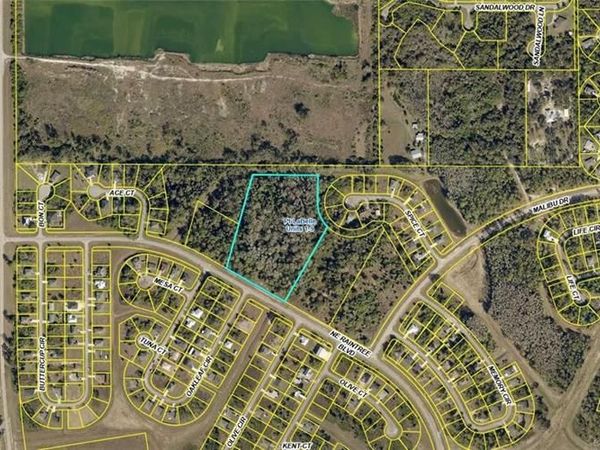 8000 NE Raintree BLVD, LABELLE, FL 33935