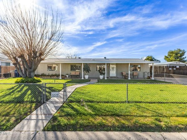 16022 N 70TH Avenue, Peoria, AZ 85382