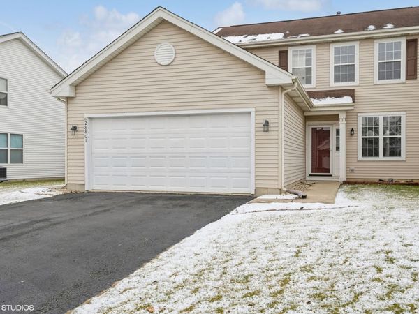 28801 Sawmill Lane , Lakemoor, IL 60051