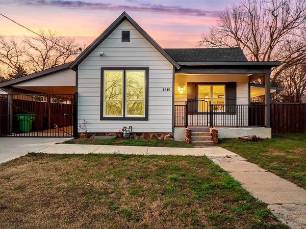 1510 S Lindsay, Gainesville, TX 76240