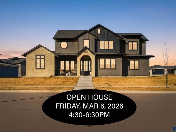 1130 E Madison St, Tea, SD 57064