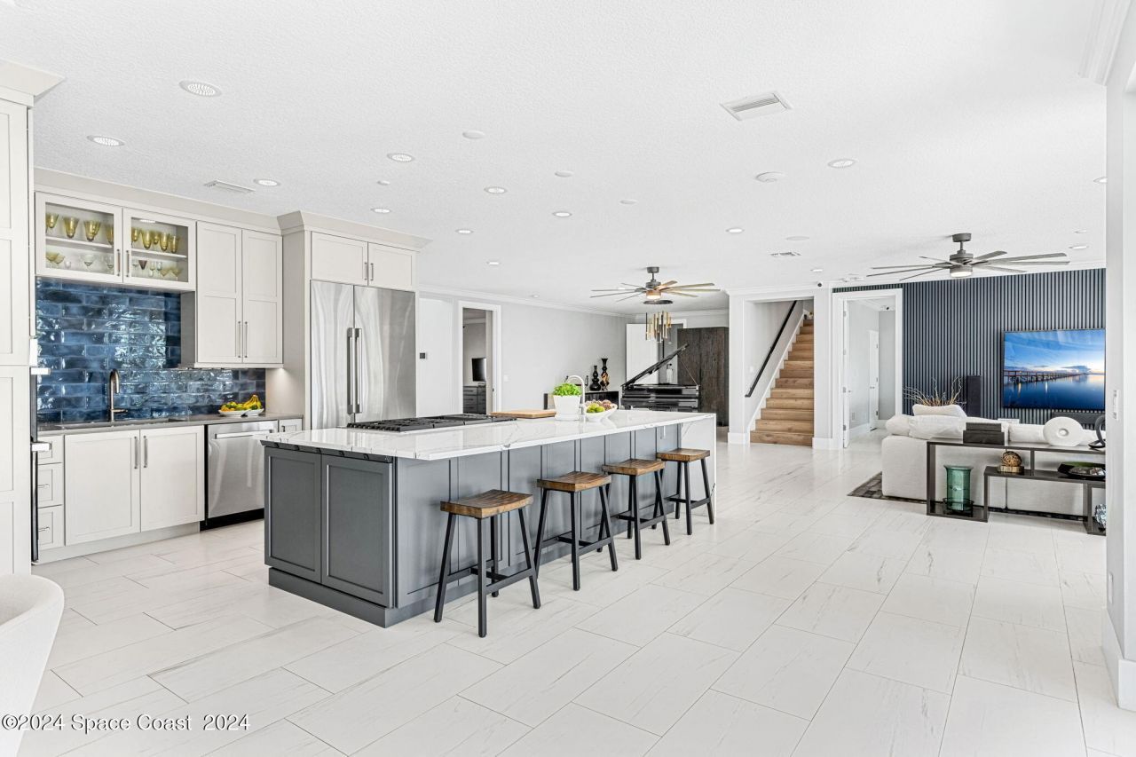 517 Eleuthera Lane , Indian Harbor Beach, FL 32937 Photo