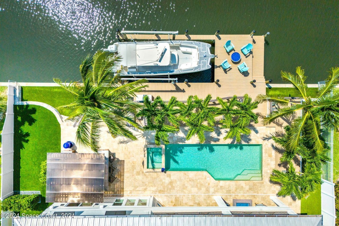 517 Eleuthera Lane , Indian Harbor Beach, FL 32937 Photo