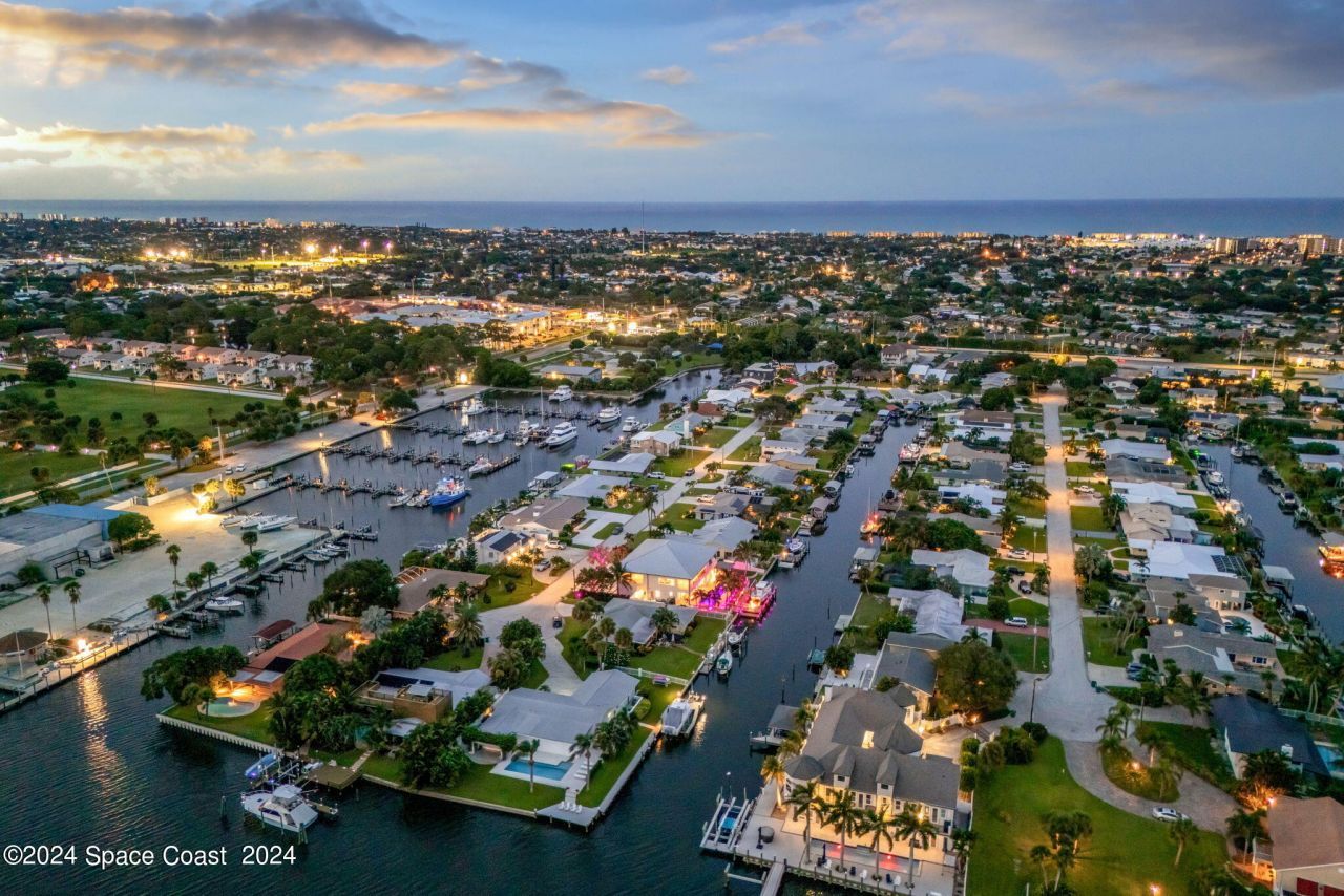 517 Eleuthera Lane , Indian Harbor Beach, FL 32937 Photo