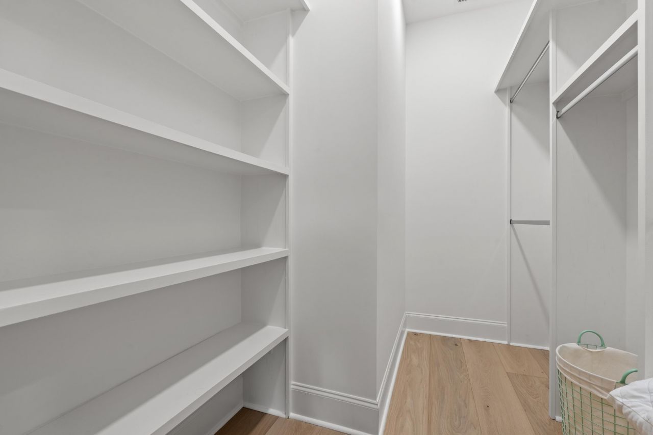 413 N Highland Way  Photo 24