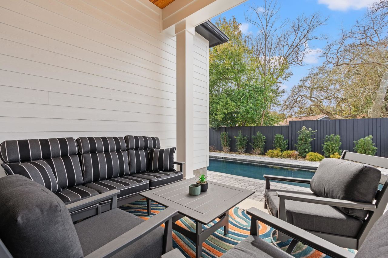 413 N Highland Way  Photo 31