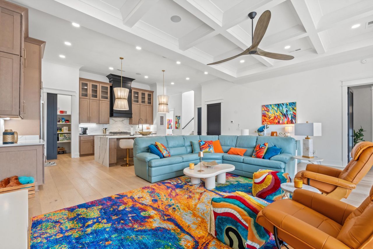 413 N Highland Way  Photo 4