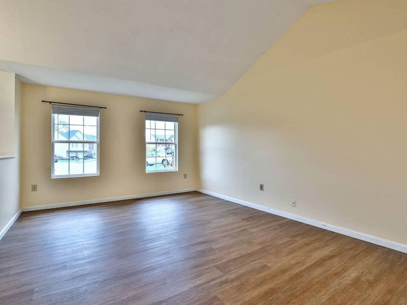 354 Keegan Court, Burlington, KY 41005 Photo 3