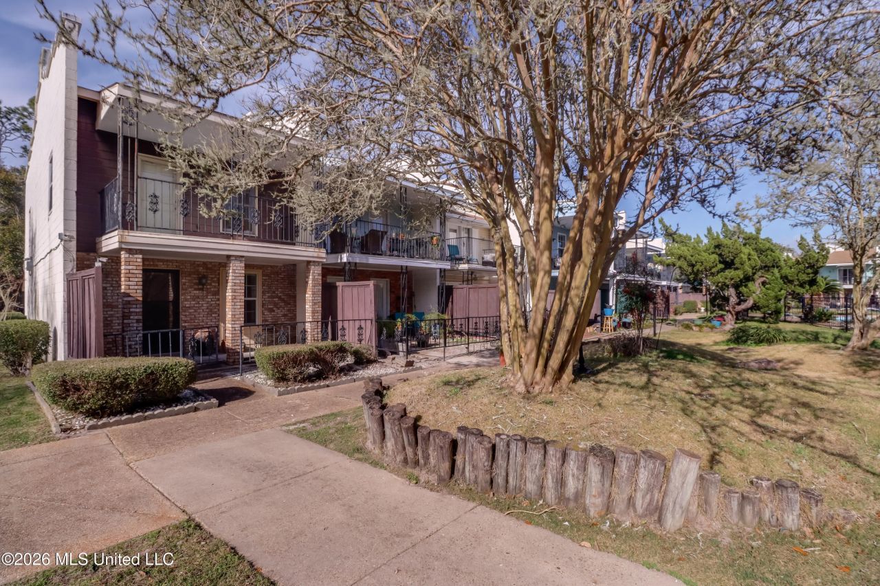 2501 Gulf Avenue, Gulfport, MS 39501 Main Photo