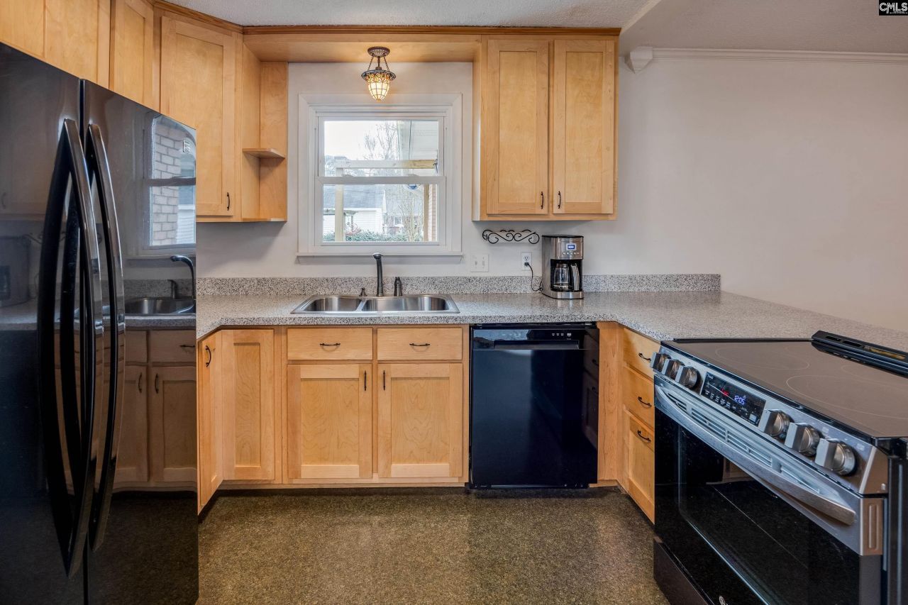 6628 Windwan Drive  Photo 13