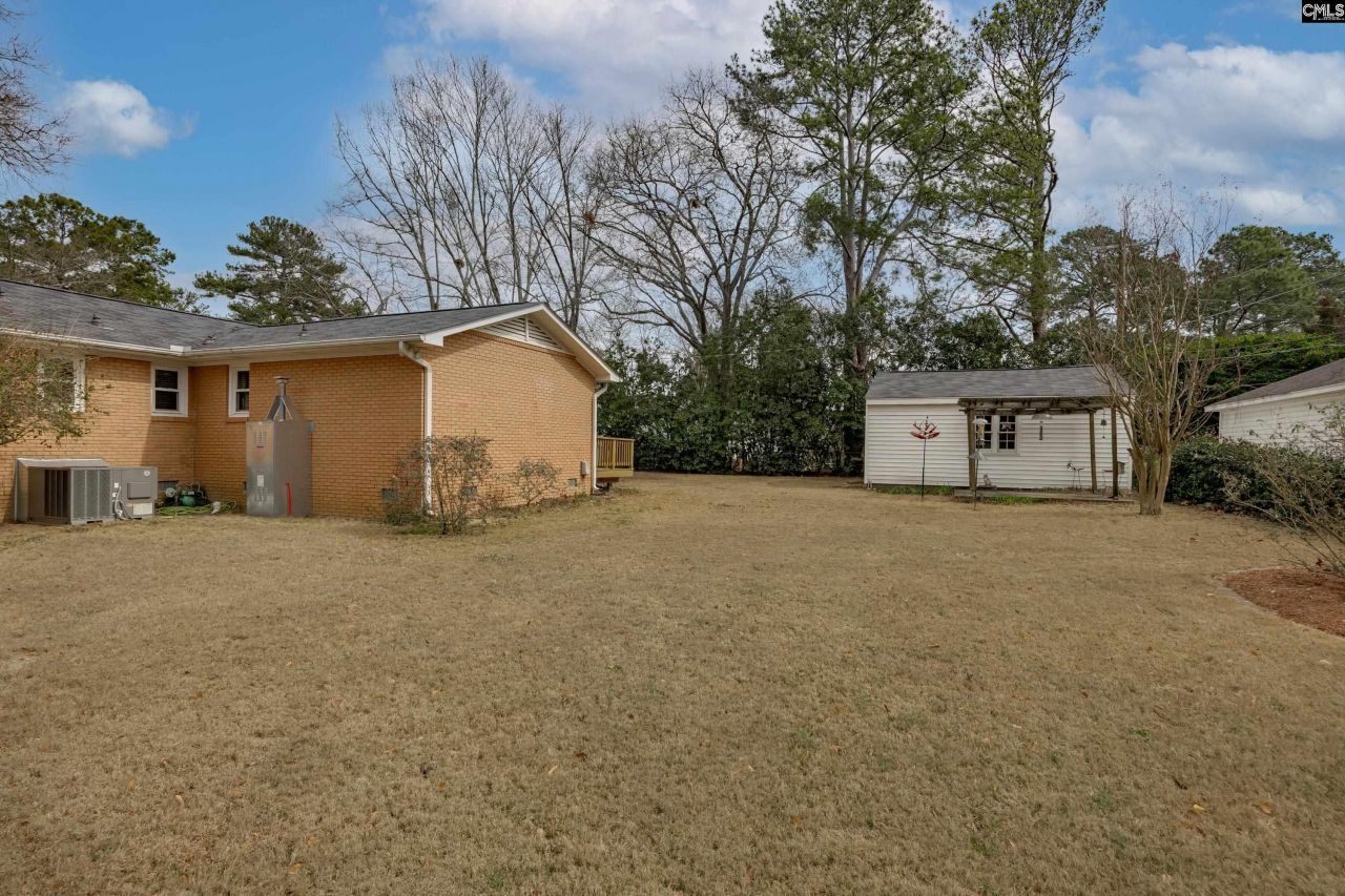 6628 Windwan Drive  Photo 4