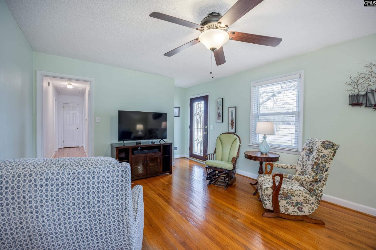 6628 Windwan Drive  Photo 9