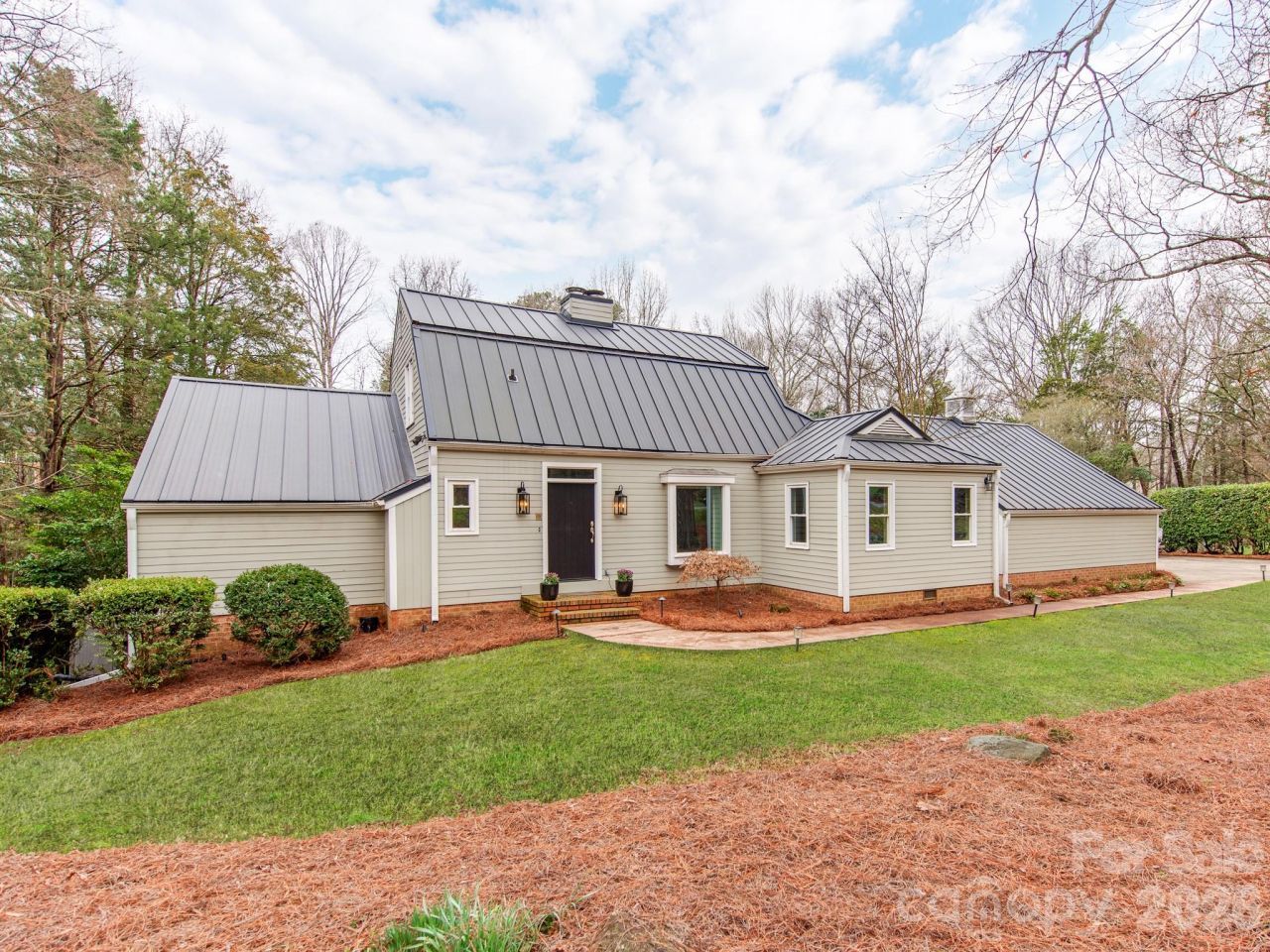 5361 Five Knolls Drive, Charlotte, NC 28226 Main Photo