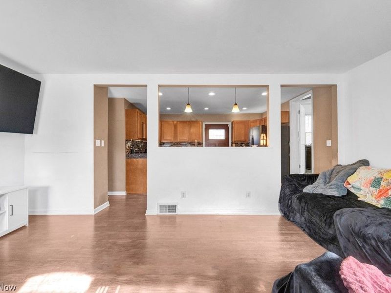 2719 Mohican Boulevard, Lakemore, OH 44312 Photo 10