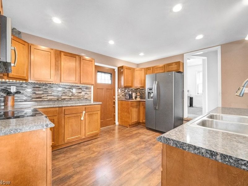 2719 Mohican Boulevard, Lakemore, OH 44312 Photo 11