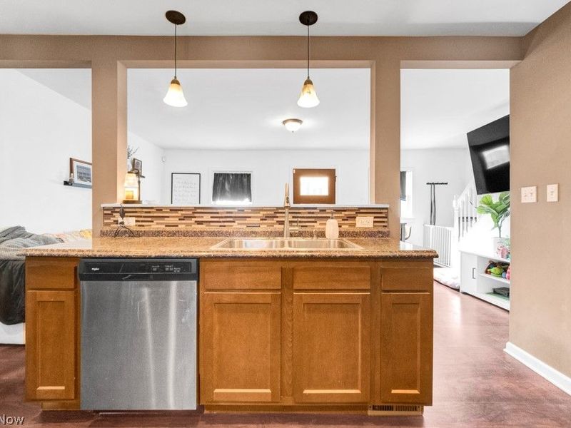 2719 Mohican Boulevard, Lakemore, OH 44312 Photo 14