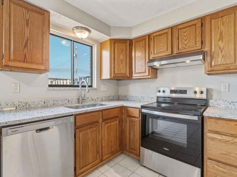 195 Nottingham Court , Westerville, OH 43081 Photo 10