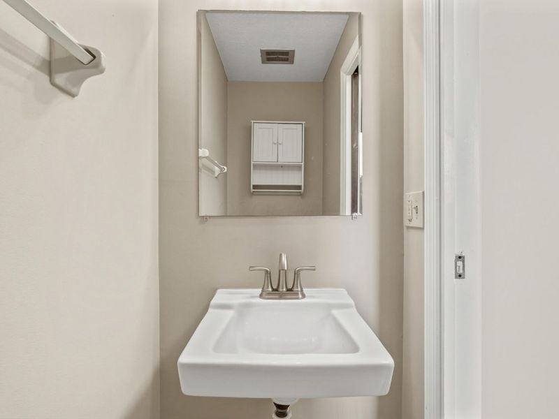 195 Nottingham Court , Westerville, OH 43081 Photo 23