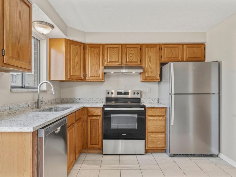 195 Nottingham Court , Westerville, OH 43081 Photo 9