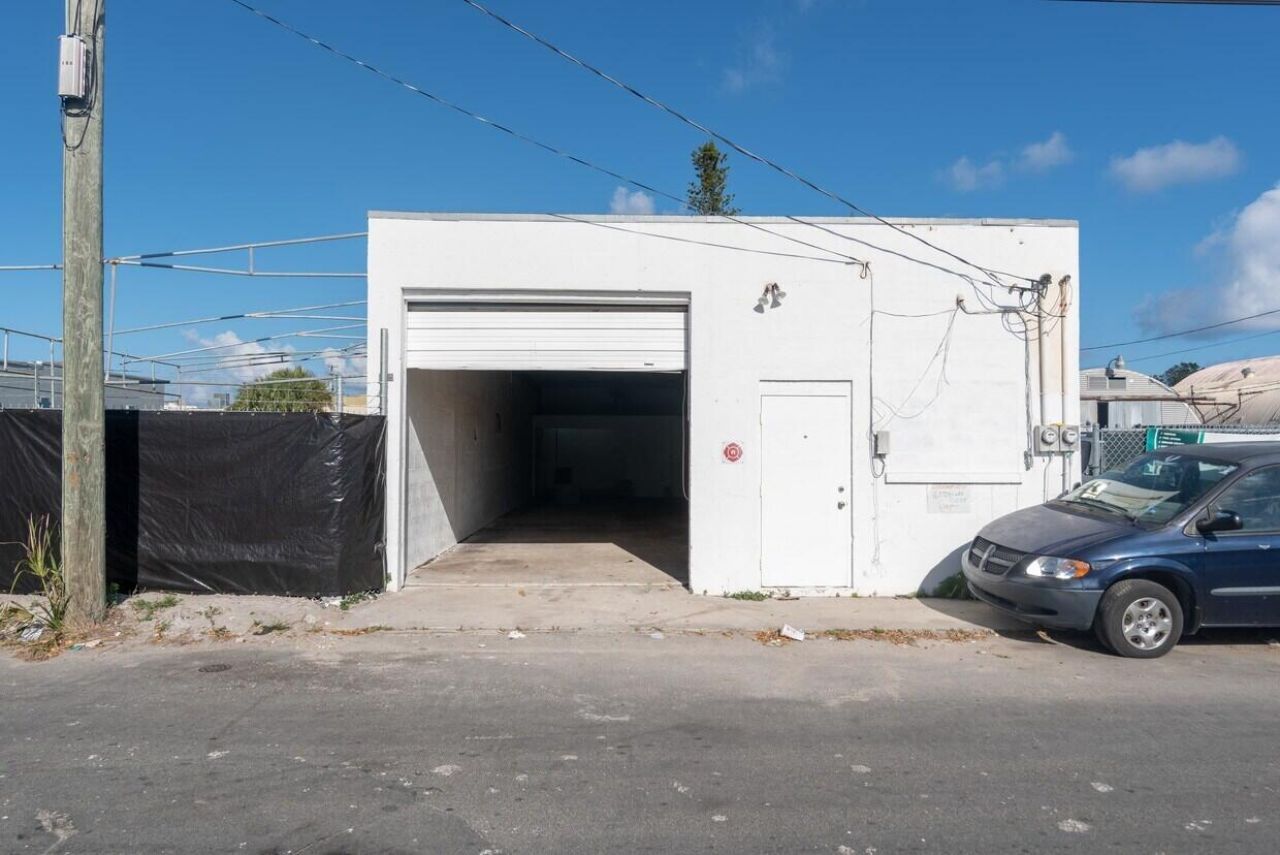 421 S H Street, Lake Worth Beach, FL 33460 Photo