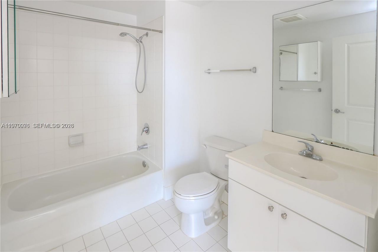 10 Aragon Ave , Unit 804, Coral Gables, FL 33134 Photo