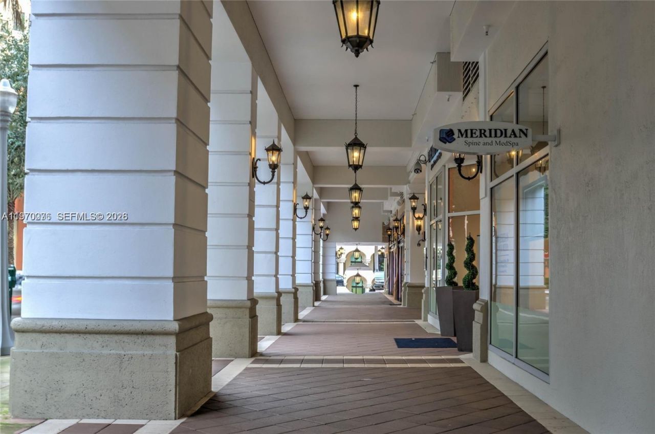 10 Aragon Ave , Unit 804, Coral Gables, FL 33134 Photo