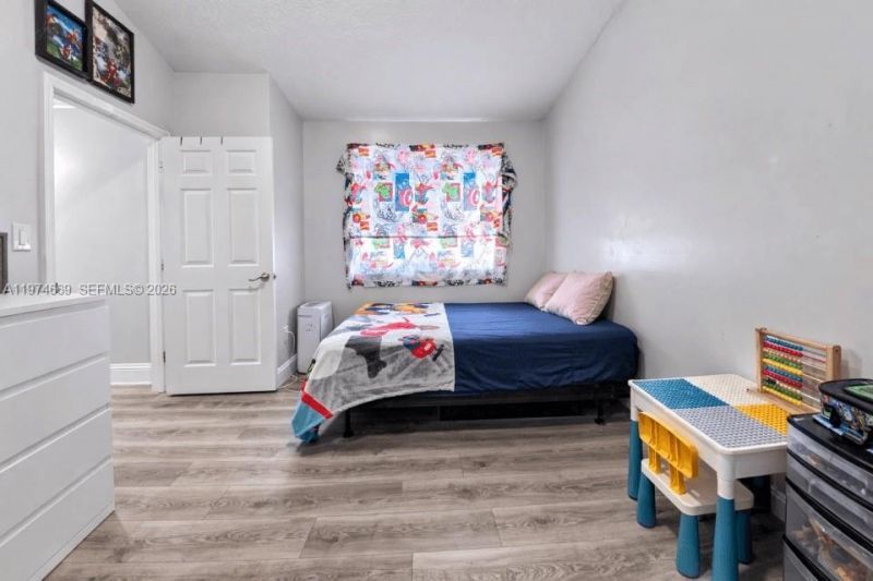 12689 NW 10th Way, Miami, FL 33182 Photo