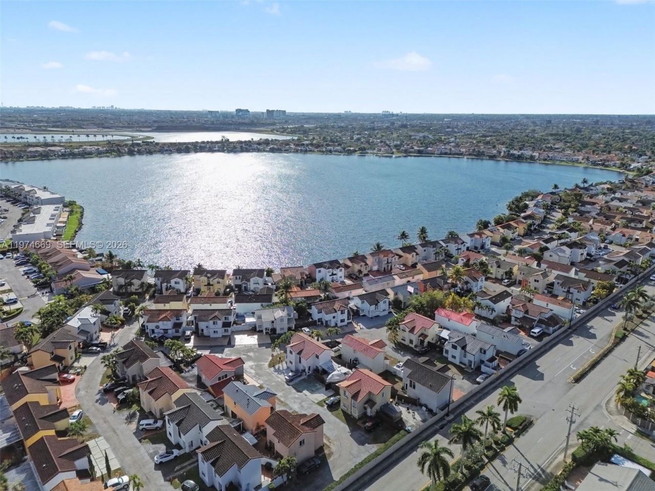 12689 NW 10th Way, Miami, FL 33182 Photo