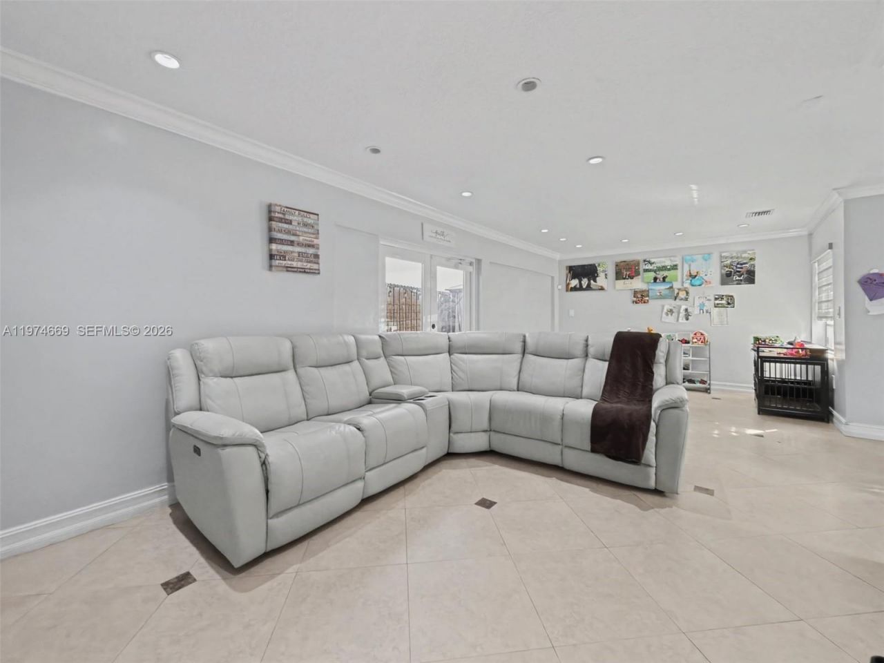 12689 NW 10th Way, Miami, FL 33182 Photo