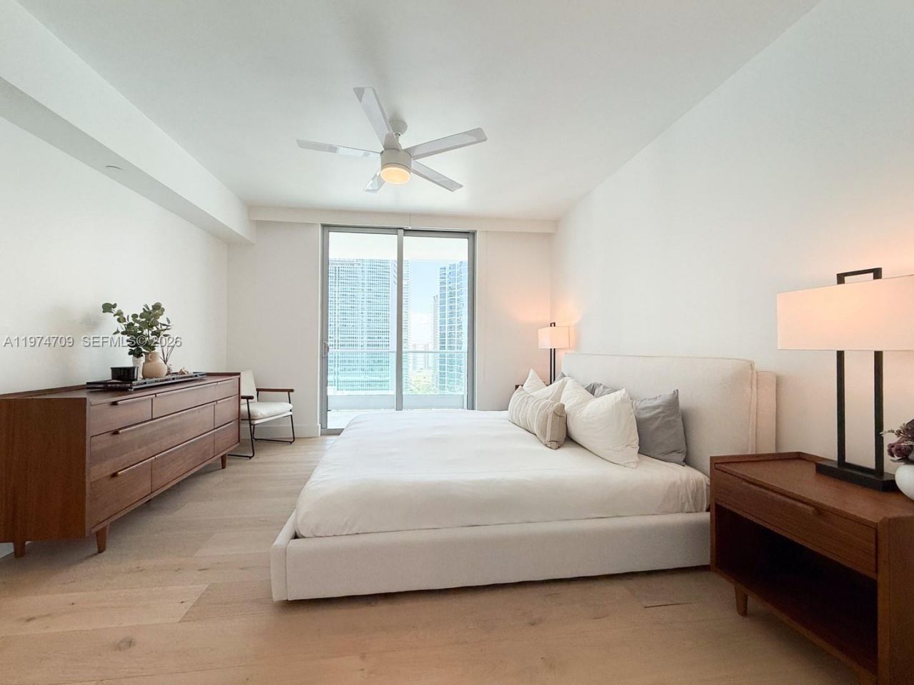 1331 Brickell Bay Dr , Unit 2002, Miami, FL 33131 Photo