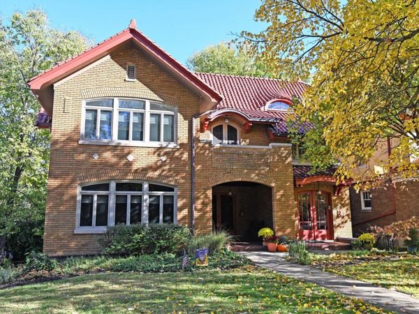 4 Burton Woods Lane, Cincinnati, OH 45229