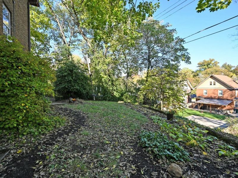 4 Burton Woods Lane, Cincinnati, OH 45229 Photo 11