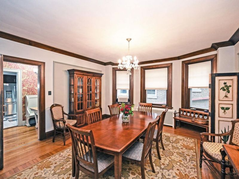 4 Burton Woods Lane, Cincinnati, OH 45229 Photo 17