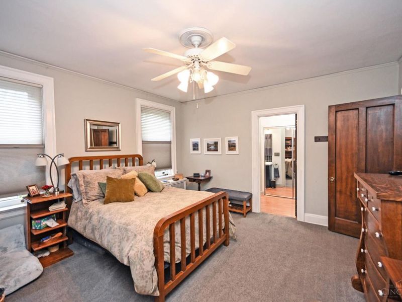 4 Burton Woods Lane, Cincinnati, OH 45229 Photo 36