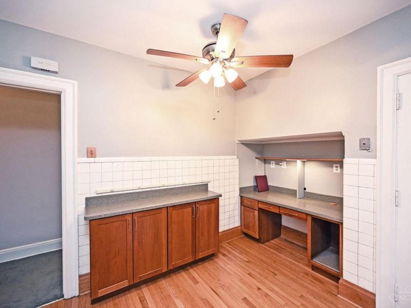 4 Burton Woods Lane, Cincinnati, OH 45229 Photo 59