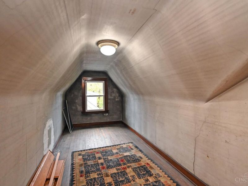 4 Burton Woods Lane, Cincinnati, OH 45229 Photo 83