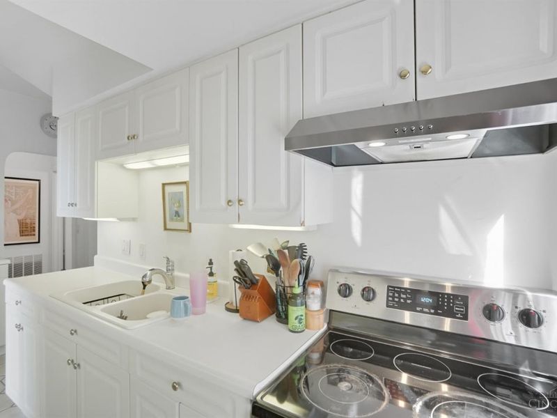 2191 Victory Parkway, Cincinnati, OH 45206 Photo 41