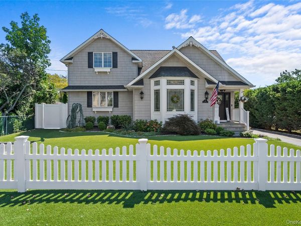 24 Lebrun Avenue , Amityville, NY 11701