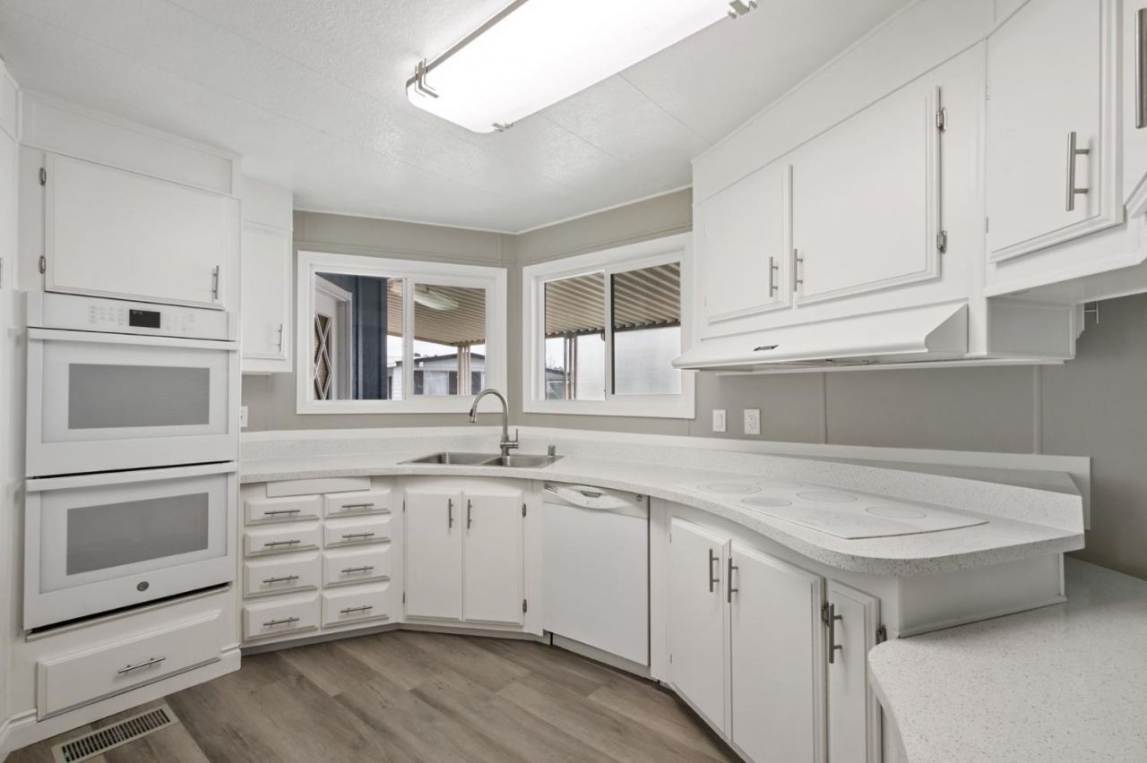 139 Davis Ave, Sacramento, CA 95823 Photo