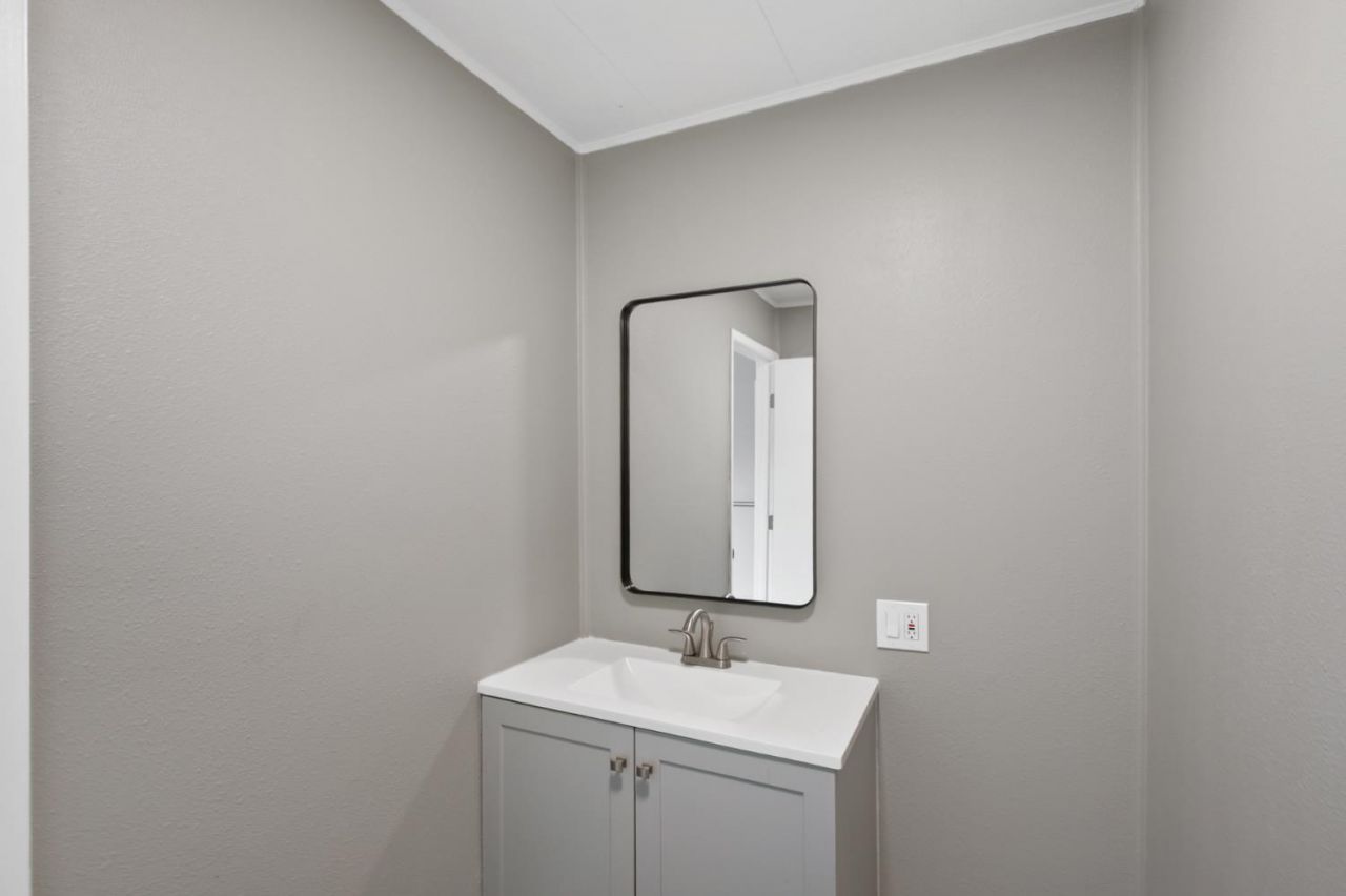 139 Davis Ave, Sacramento, CA 95823 Photo