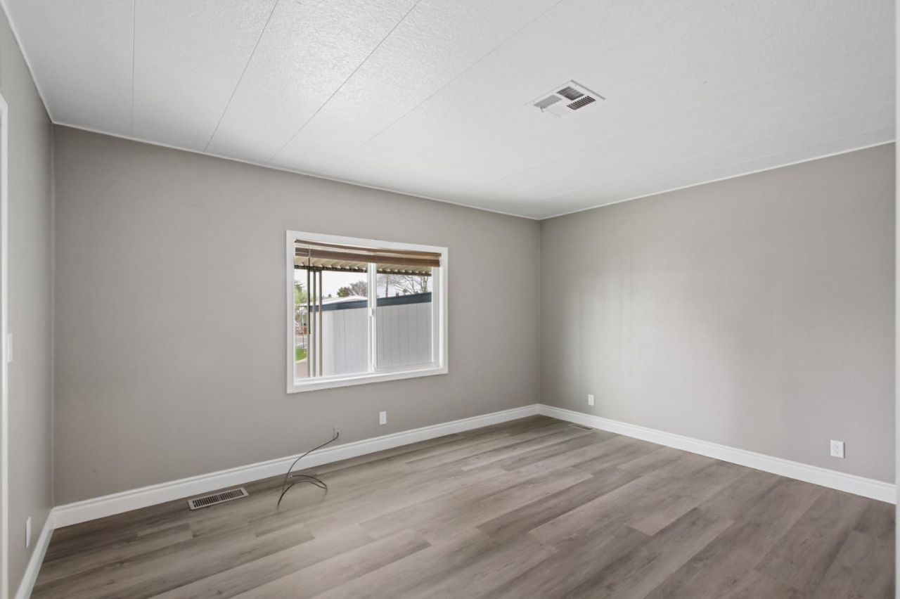 139 Davis Ave, Sacramento, CA 95823 Photo