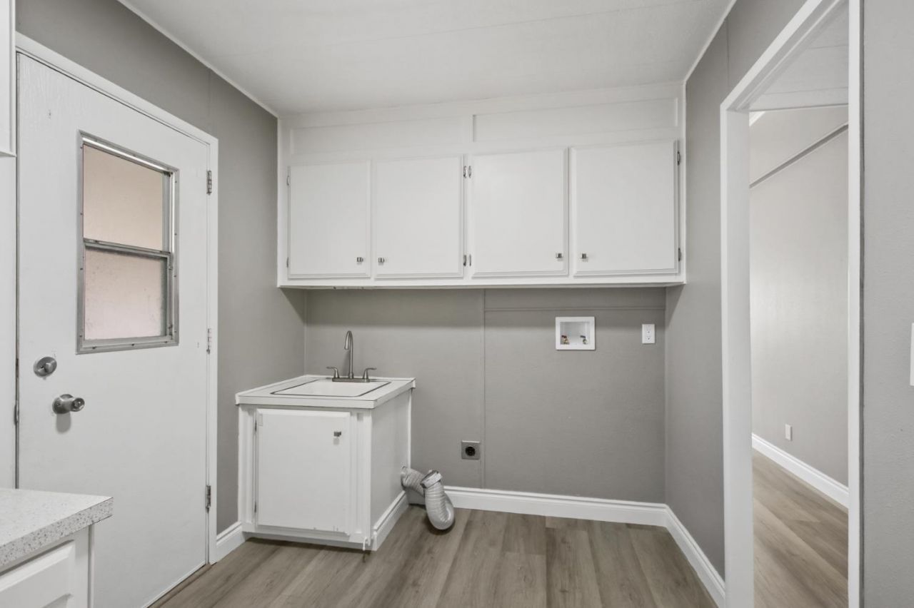 139 Davis Ave, Sacramento, CA 95823 Photo