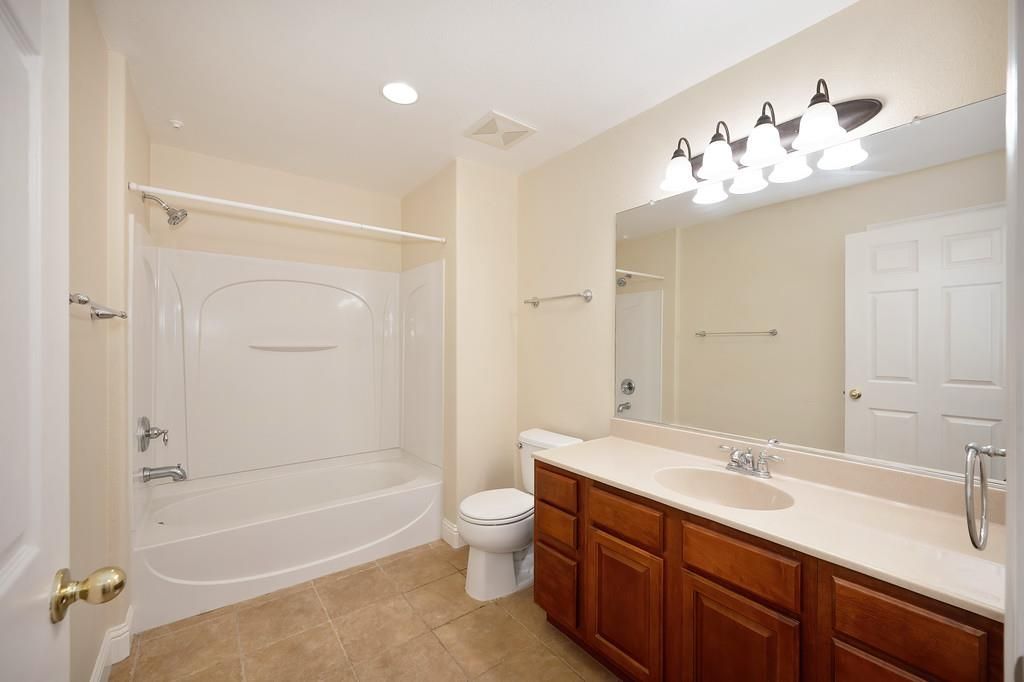 6530 Hearthstone Cir #ci611, Unit CI611, Rocklin, CA 95677 Photo