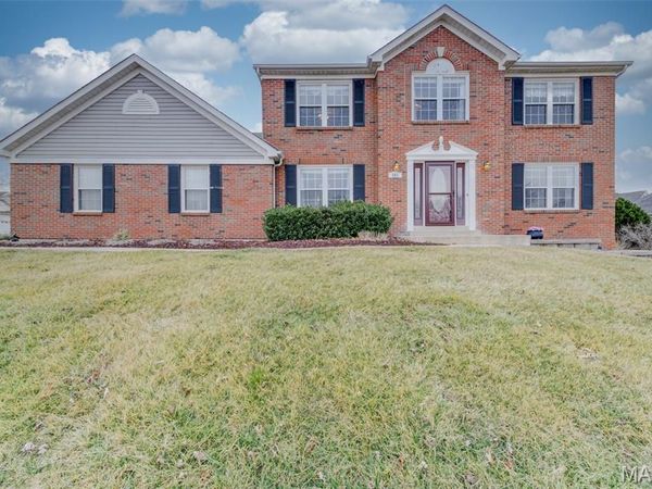 603 Royal Pine Court , Lake St Louis, MO 63367