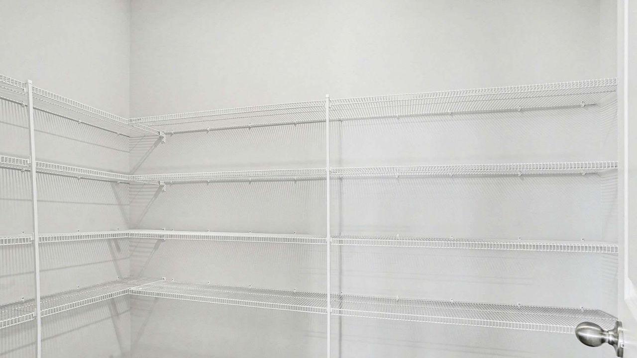 7050 Cinnamon Dr  Photo 11