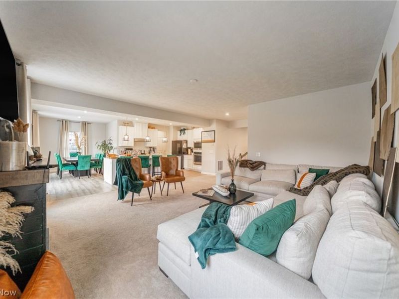 8403 Bedaos Drive , Willoughby, OH 44094 Photo 14