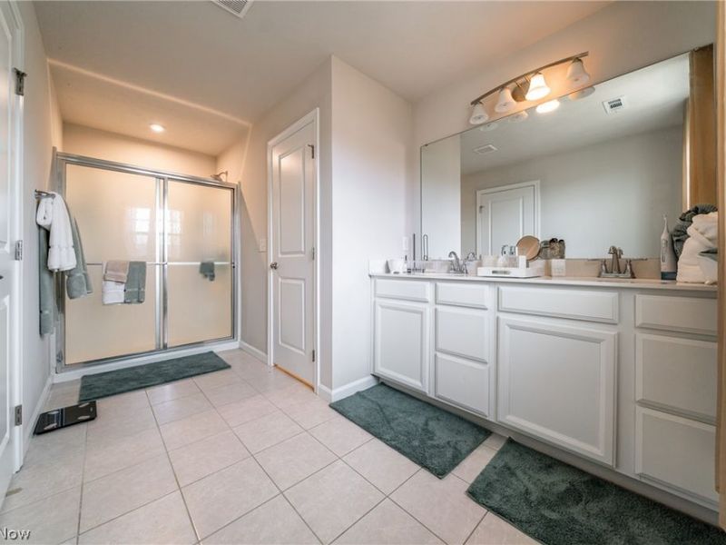 8403 Bedaos Drive , Willoughby, OH 44094 Photo 35