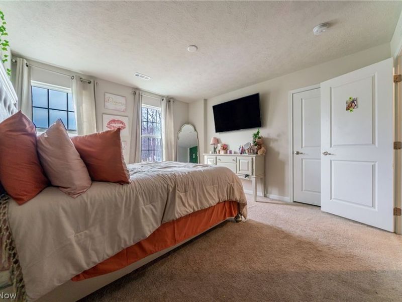 8403 Bedaos Drive , Willoughby, OH 44094 Photo 38