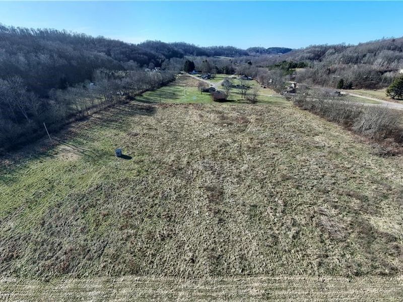 Canary Road SE, Midvale, OH 44653 Photo 4