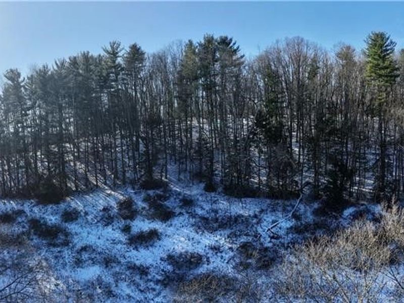 Indian Hill Road SE, Uhrichsville, OH 44683 Photo 1